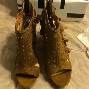 Not rated  Frolic in Fringe 8.5